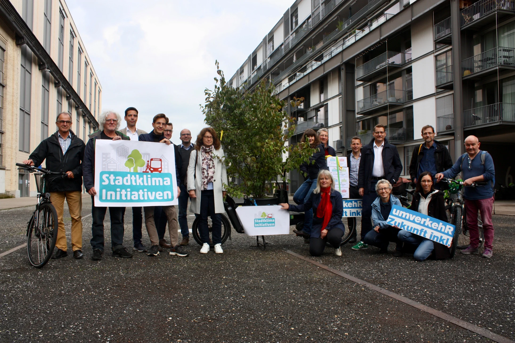 Einreichung der Stadtklima-Initiativen in Winterthur