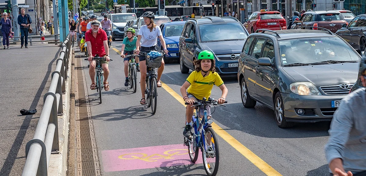 Bandes cyclables Coulouvrenière